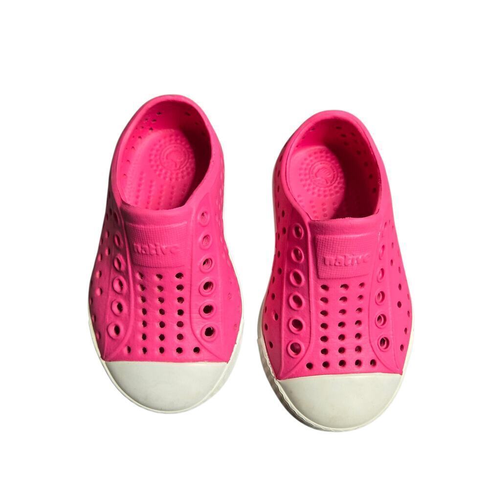 Native‎ Pink Jefferson Slip-On Shoes Size: 5